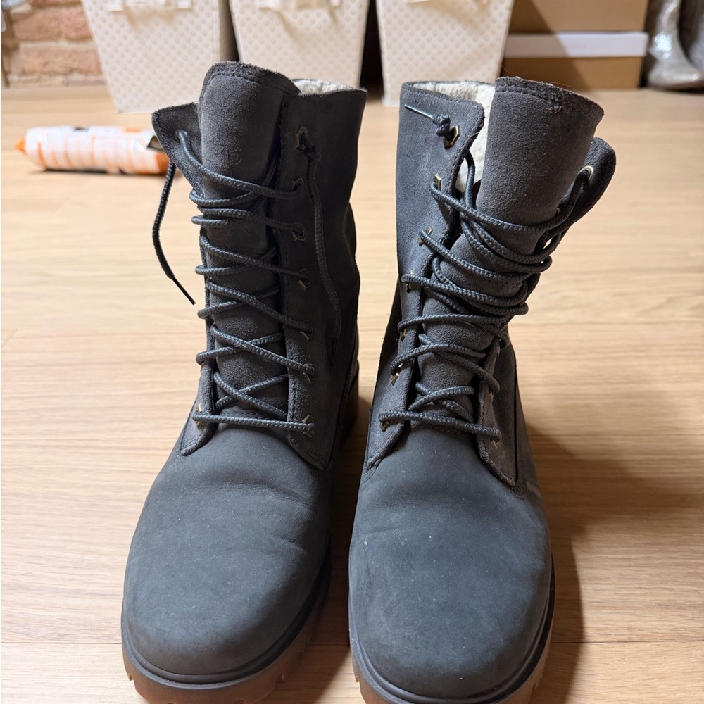 Timberland Women's Dark Gray Lace-Up Nubuck Boots
